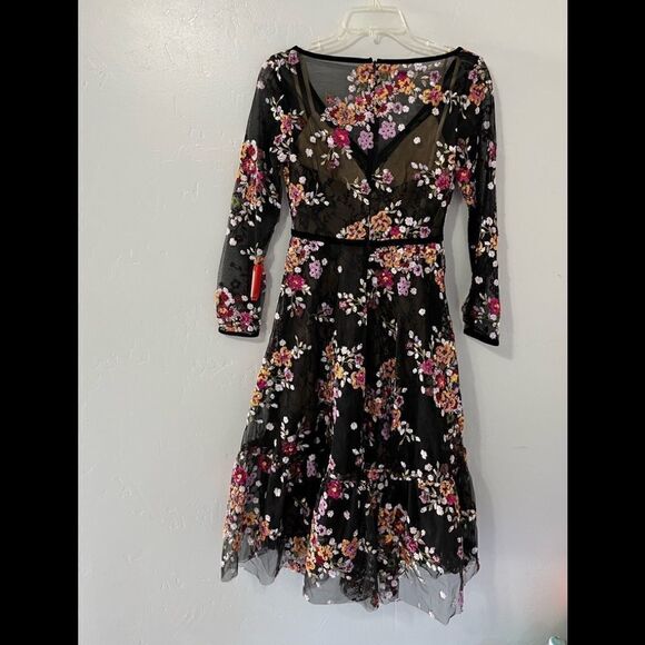 Mac Duggal Floral Sequin and Lace Long sleeve dress size 0 67899 - Picture 6 of 8